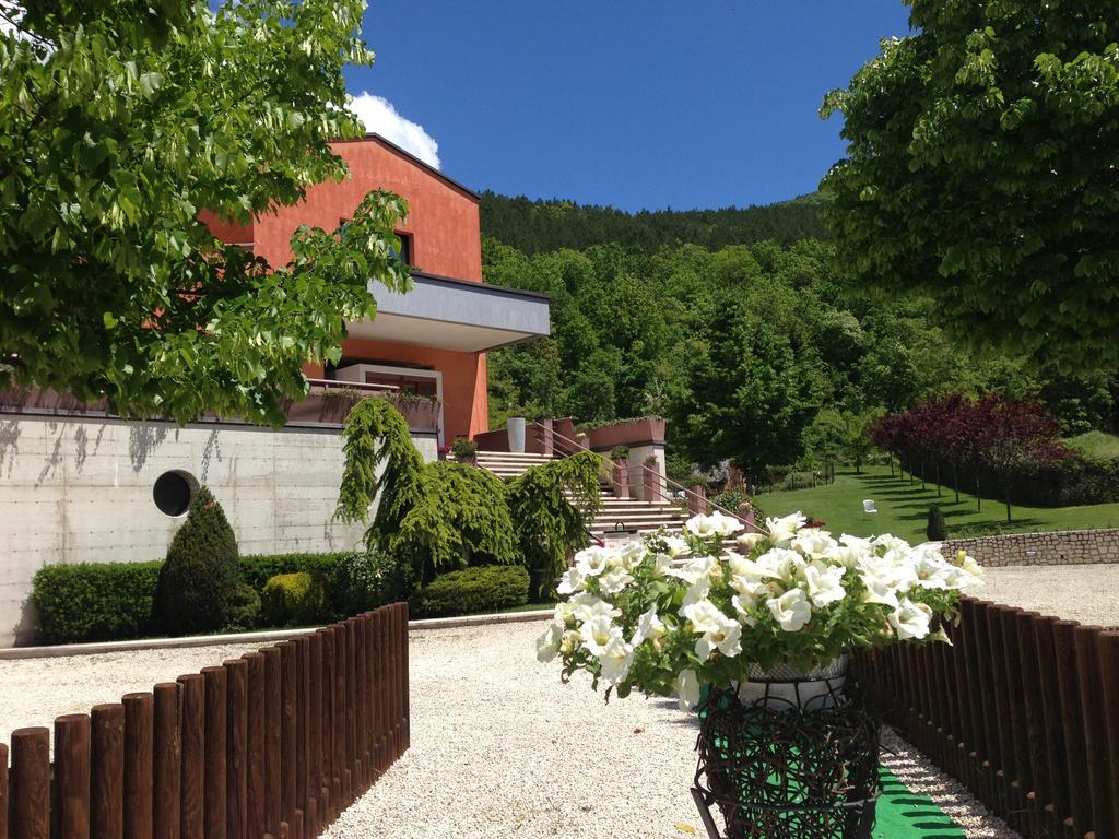 Hotel Elodia Relais LʼAquila Esterno foto